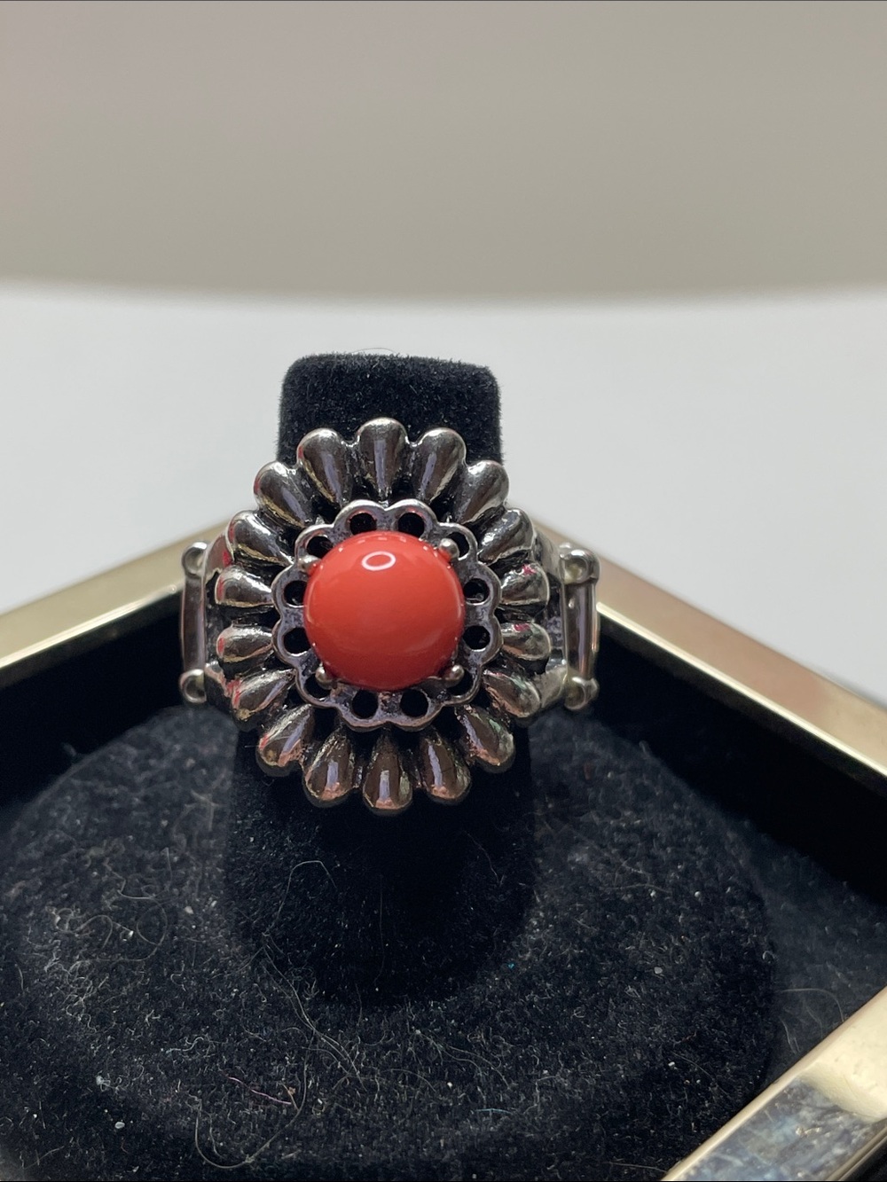 paparazzi Silver Floral Ring with Coral Center